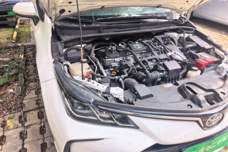 Used Toyota Corolla 2019 Dual-Engine 1.8L E-CVT GL-i Elite Edition Engine Bay Right