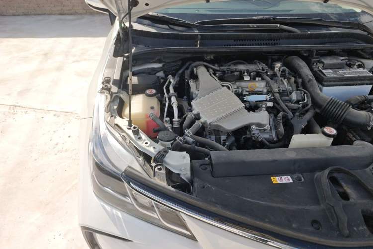 Used Toyota Corolla 2019 1.2T S-CVT GL-i Elite Edition Engine Bay Right