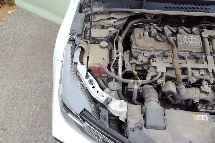 Used Toyota Corolla 2019 Dual-Engine 1.8L E-CVT GL-i Pioneer Edition Engine Bay Right