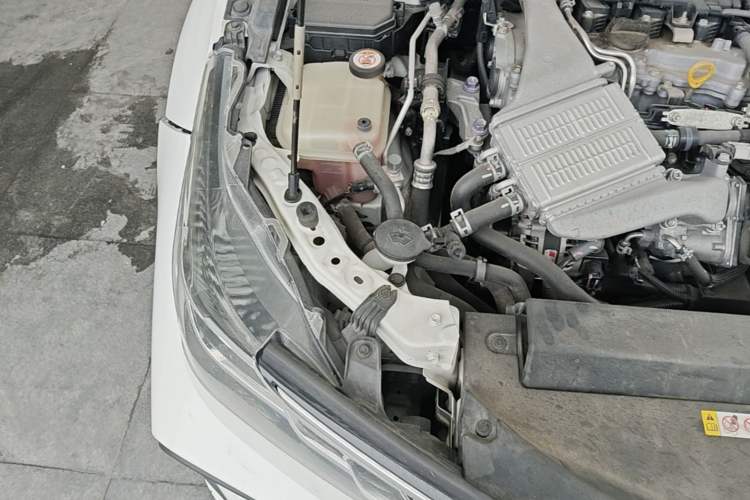 Used Toyota Corolla 2019 1.2T S-CVT GL Pioneer Edition Engine Bay Right