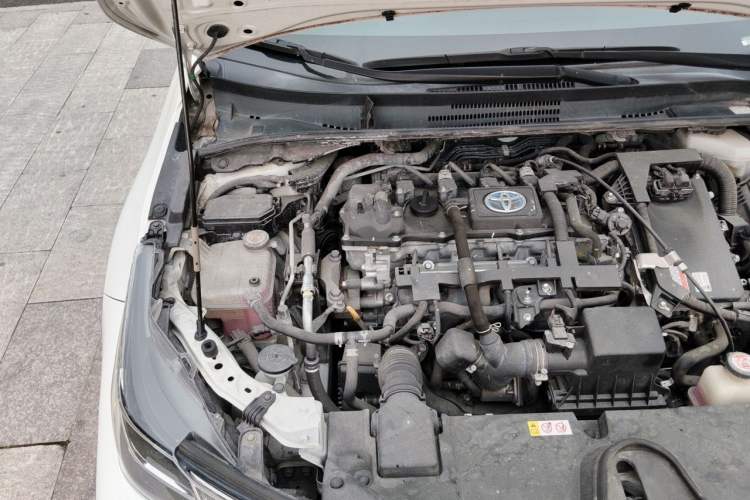 Used Toyota Corolla 2019 Dual-Engine 1.8L E-CVT GL-i Elite Edition Engine Bay Right