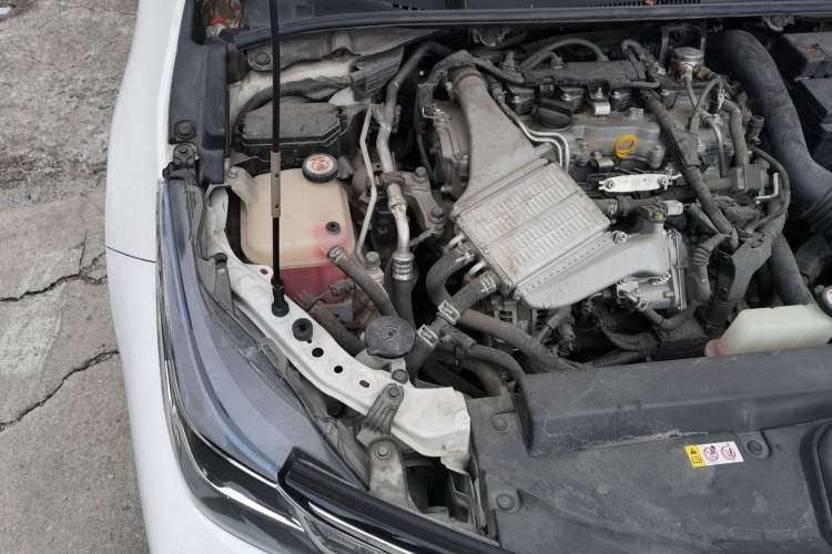 Used Toyota Corolla 2019 1.2T S-CVT GL Pioneer Edition Engine Bay Right