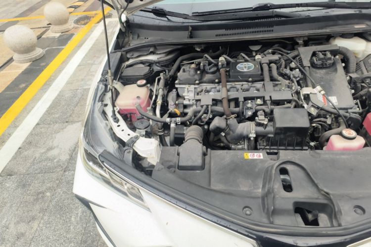 Used Toyota Corolla 2019 Dual-Engine 1.8L E-CVT GL-i Elite Edition Engine Bay Right