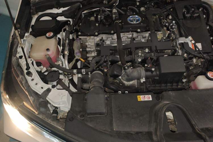 Used Toyota Corolla 2019 Dual-Engine 1.8L E-CVT GL-i Elite Edition Engine Bay Right
