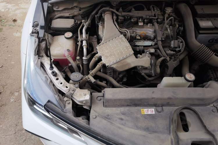 Used Toyota Corolla 2019 1.2T S-CVT GL-i Luxury Edition Engine Bay Right