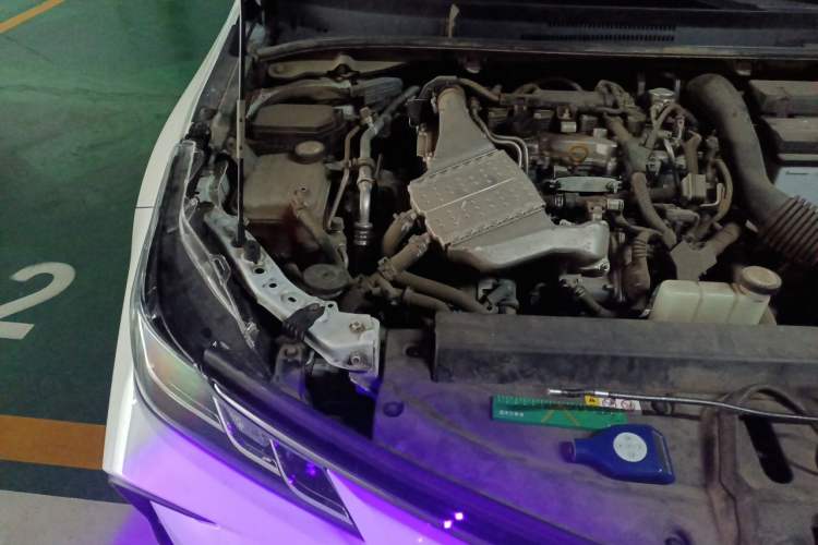 Used Toyota Corolla 2019 1.2T S-CVT GL-i Elite Edition Engine Bay Right