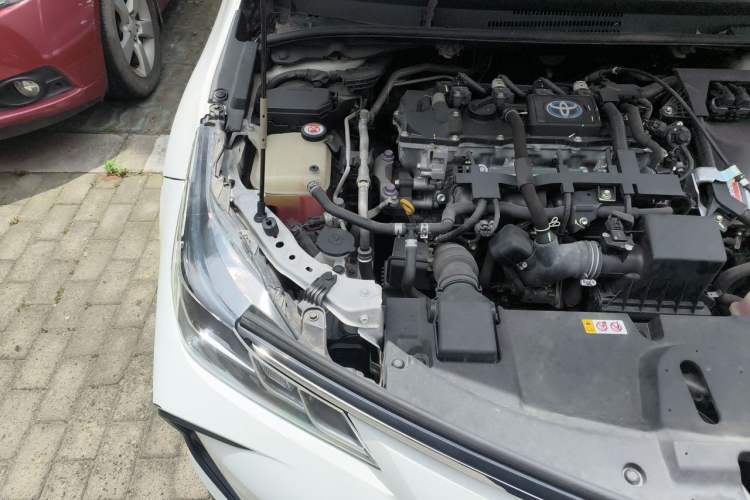 Used Toyota Corolla 2019 Dual-Engine 1.8L E-CVT GL-i Pioneer Edition Engine Bay Right