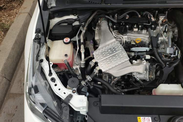 Used Toyota Corolla 2019 1.2T S-CVT GL-i Elite Edition Engine Bay Right