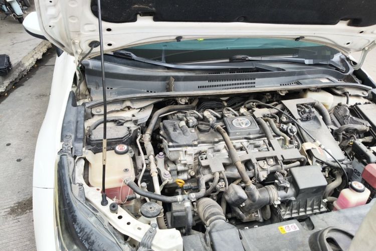 Used Toyota Corolla 2019 Dual-Engine 1.8L E-CVT GL-i Elite Edition Engine Bay Right