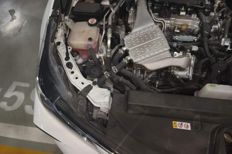 Used Toyota Corolla 2019 1.2T S-CVT GL-i Elite Edition Engine Bay Right