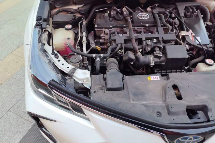 Used Toyota Corolla 2019 Dual-Engine 1.8L E-CVT GL-i Elite Edition Engine Bay Right
