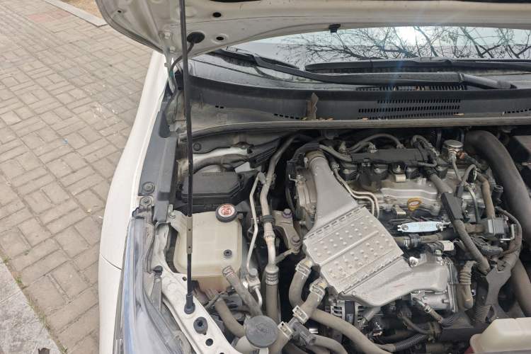 Used Toyota Corolla 2019 1.2T S-CVT GL-i Elite Edition Engine Bay Right