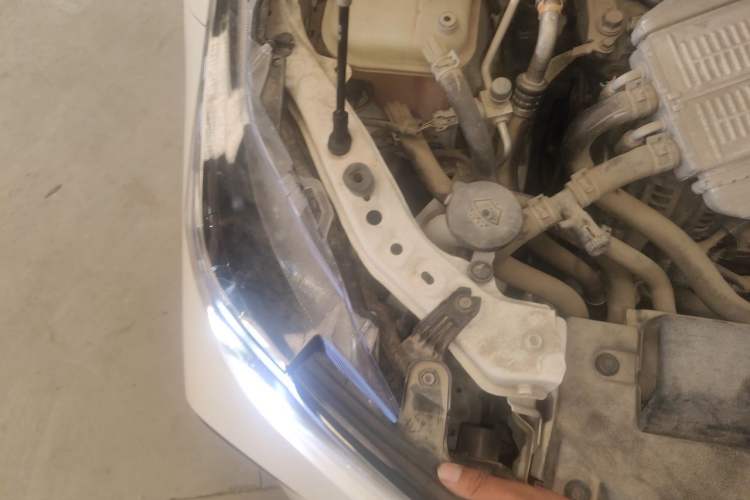 Used Toyota Corolla 2019 1.2T S-CVT GL Pioneer Edition Engine Bay Right