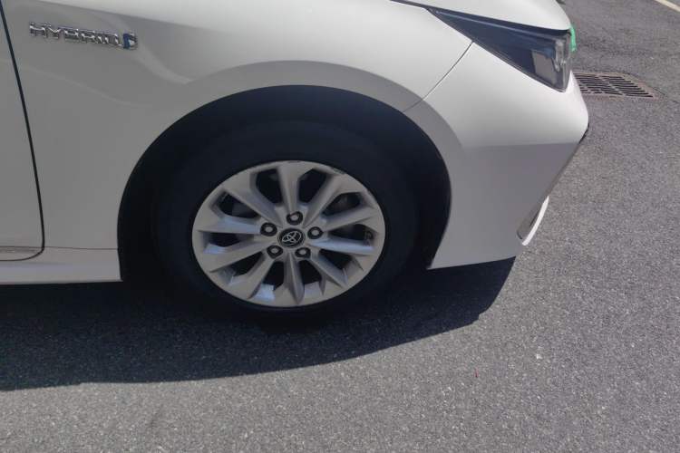 Used Toyota Corolla 2019 Dual-Engine 1.8L E-CVT GL-i Elite Edition Exterior 7