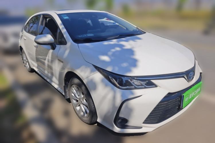 Used Toyota Corolla 2019 Dual-Engine 1.8L E-CVT GL-i Elite Edition Front Right 45 Deg