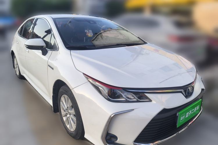 Used Toyota Corolla 2019 Dual-Engine 1.8L E-CVT GL-i Pioneer Edition Front Right 45 Deg
