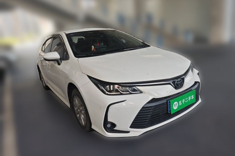 Used Toyota Corolla 2019 1.2T S-CVT GL Pioneer Edition Front Right 45 Deg