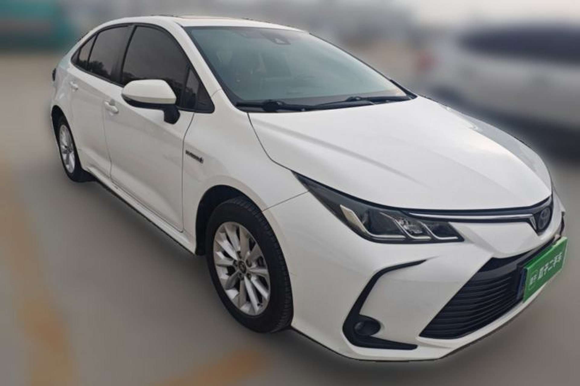 Used Toyota Corolla 2019 Dual-Engine 1.8L E-CVT GL-i Elite Edition Front Right 45 Deg
