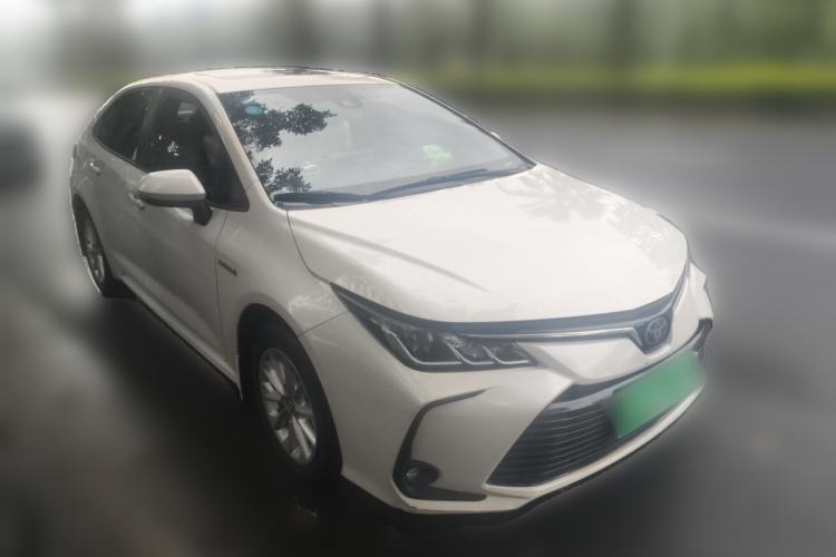 Used Toyota Corolla 2019 Dual-Engine 1.8L E-CVT GL-i Elite Edition Front Right 45 Deg