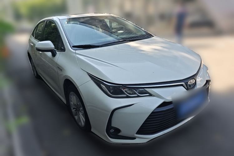 Used Toyota Corolla 2019 Dual-Engine 1.8L E-CVT GL-i Elite Edition Front Right 45 Deg