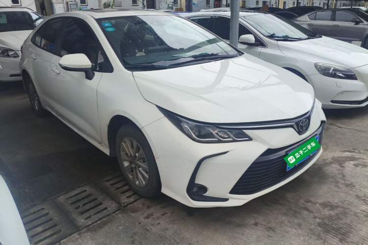 Used Toyota Corolla 2019 1.2T S-CVT GL-i Elite Edition Front Right 45 Deg