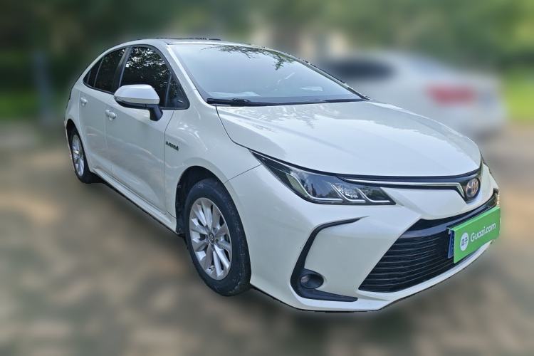 Used Toyota Corolla 2019 Dual-Engine 1.8L E-CVT GL-i Elite Edition Front Right 45 Deg