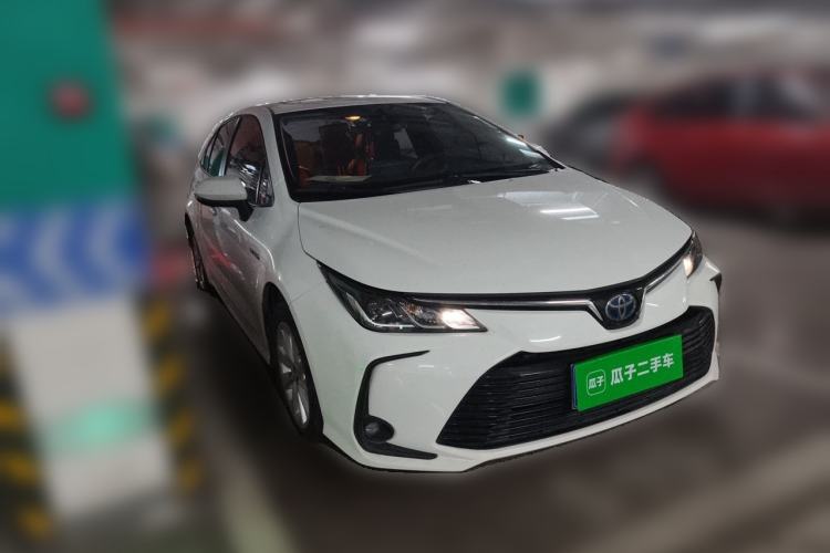 Used Toyota Corolla 2019 Dual-Engine 1.8L E-CVT GL-i Elite Edition Front Right 45 Deg