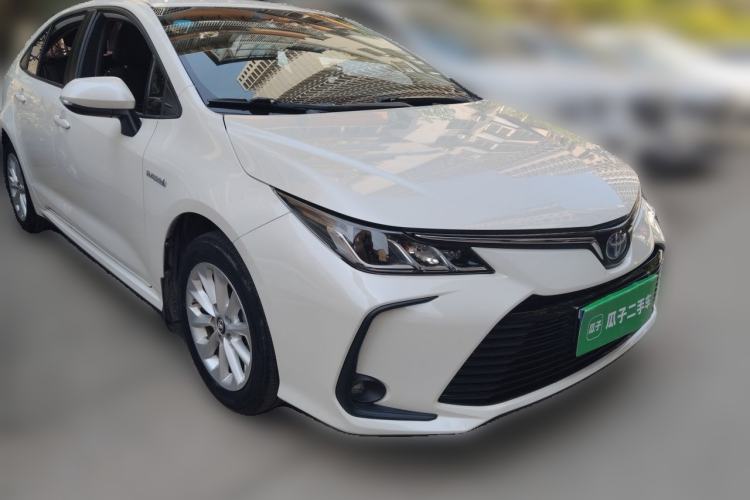 Used Toyota Corolla 2019 Dual-Engine 1.8L E-CVT GL-i Elite Edition Front Right 45 Deg