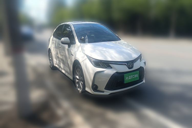 Used Toyota Corolla 2019 Dual-Engine 1.8L E-CVT GL-i Elite Edition Front Right 45 Deg