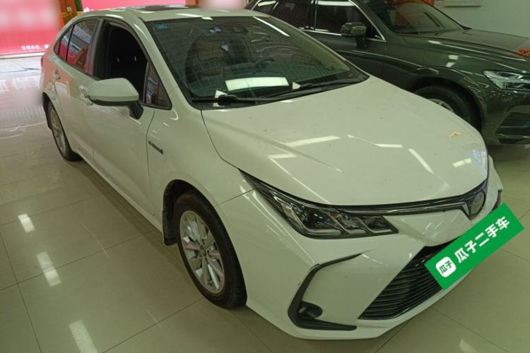 Used Toyota Corolla 2019 Dual-Engine 1.8L E-CVT GL-i Elite Edition Front Right 45 Deg