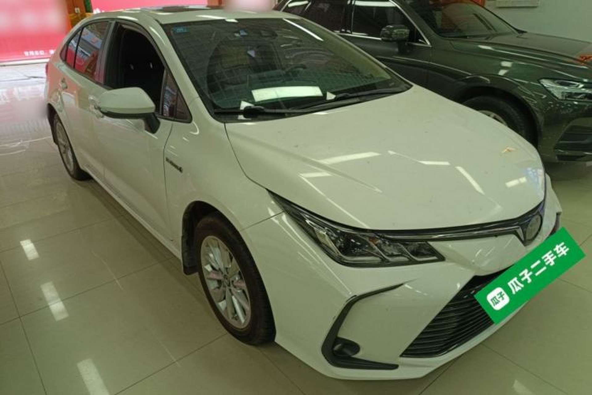 Used Toyota Corolla 2019 Dual-Engine 1.8L E-CVT GL-i Elite Edition Front Right 45 Deg