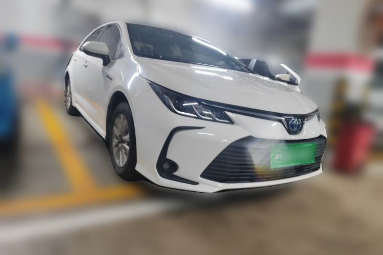 Used Toyota Corolla 2019 Dual-Engine 1.8L E-CVT GL-i Pioneer Edition Front Right 45 Deg