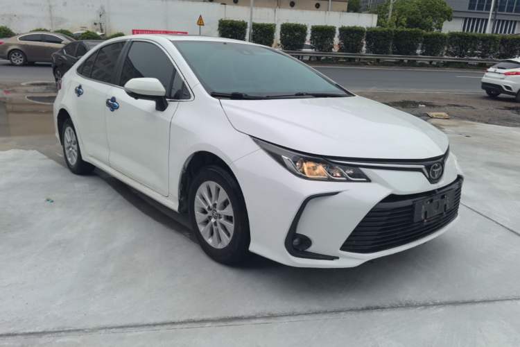 Used Toyota Corolla 2019 1.2T S-CVT GL-i Elite Edition Front Right 45 Deg
