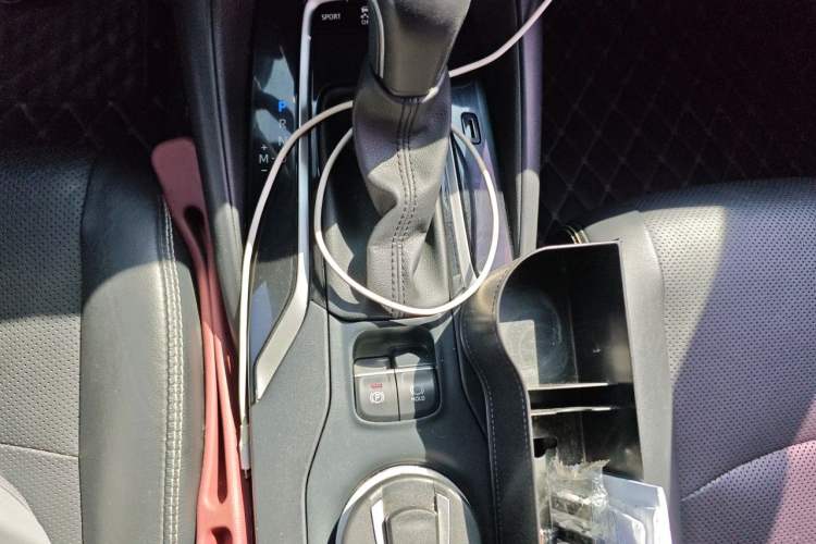 Used Toyota Corolla 2019 1.2T S-CVT GL-i Luxury Edition Gear Lever