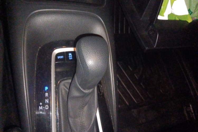 Used Toyota Corolla 2019 1.2T S-CVT GL-i Elite Edition Gear Lever