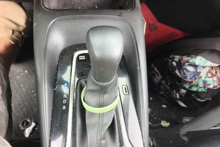 Used Toyota Corolla 2019 Dual-Engine 1.8L E-CVT GL-i Elite Edition Gear Lever