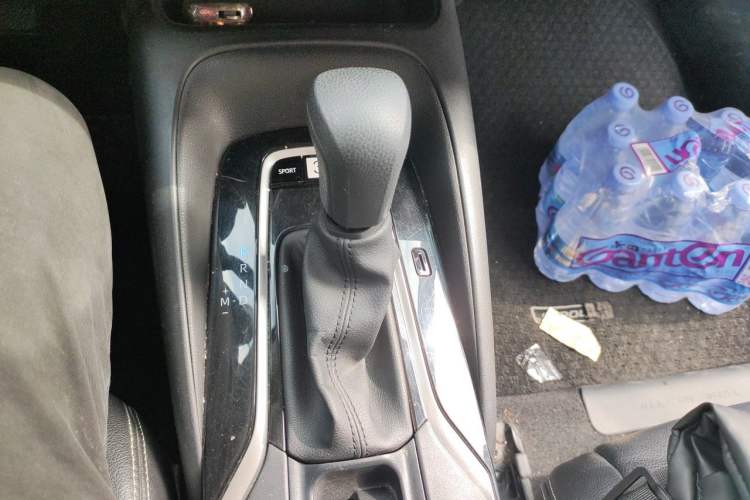 Used Toyota Corolla 2019 1.2T S-CVT GL-i Elite Edition Gear Lever