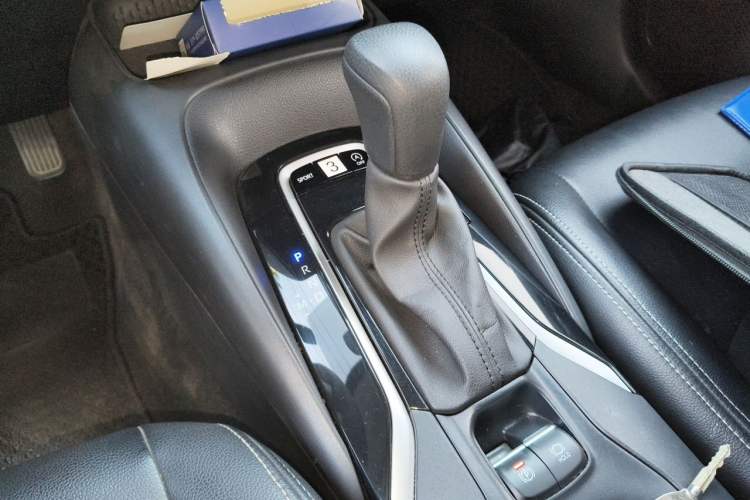 Used Toyota Corolla 2019 1.2T S-CVT GL-i Elite Edition Gear Lever