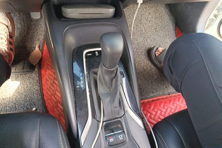 Used Toyota Corolla 2019 1.2T S-CVT GL-i Elite Edition Gear Lever