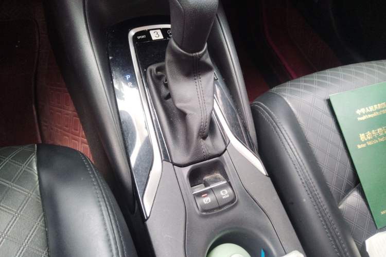 Used Toyota Corolla 2019 1.2T S-CVT GL Pioneer Edition Gear Lever