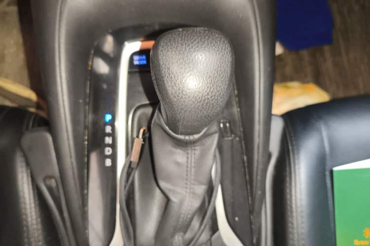 Used Toyota Corolla 2019 Dual-Engine 1.8L E-CVT GL-i Elite Edition Gear Lever