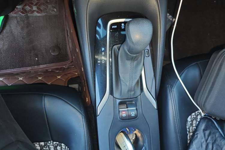 Used Toyota Corolla 2019 1.2T S-CVT GL-i Elite Edition Gear Lever