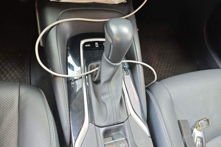 Used Toyota Corolla 2019 1.2T S-CVT GL-i Luxury Edition Gear Lever