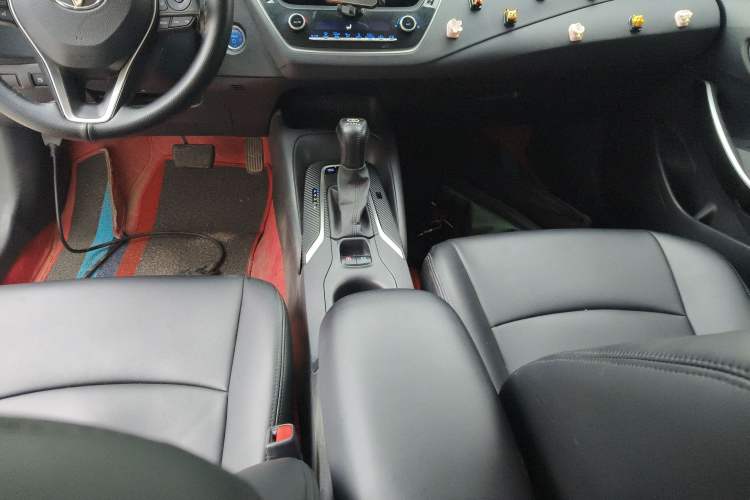 Used Toyota Corolla 2019 Dual-Engine 1.8L E-CVT GL-i Elite Edition Gear Lever