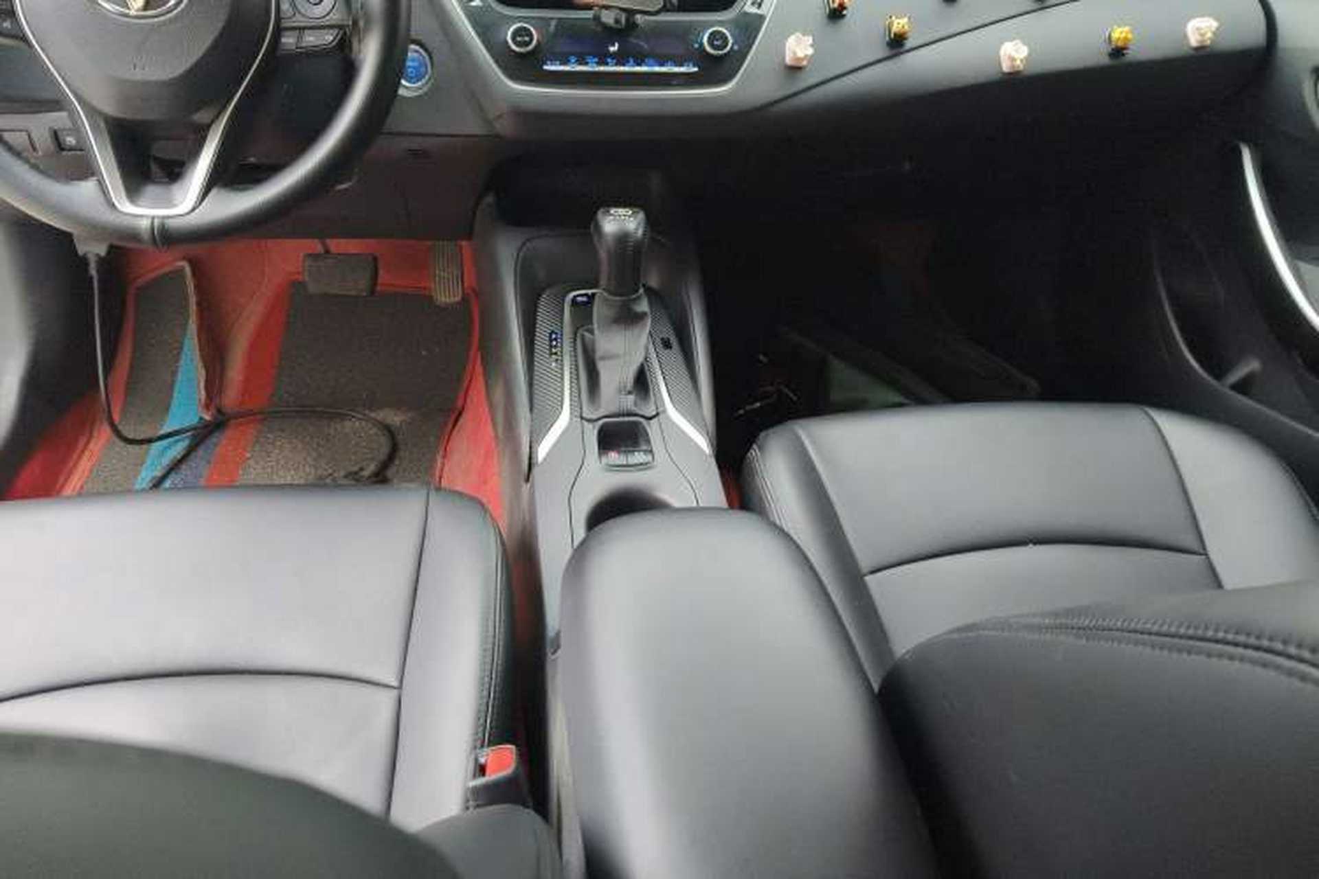 Used Toyota Corolla 2019 Dual-Engine 1.8L E-CVT GL-i Elite Edition Gear Lever