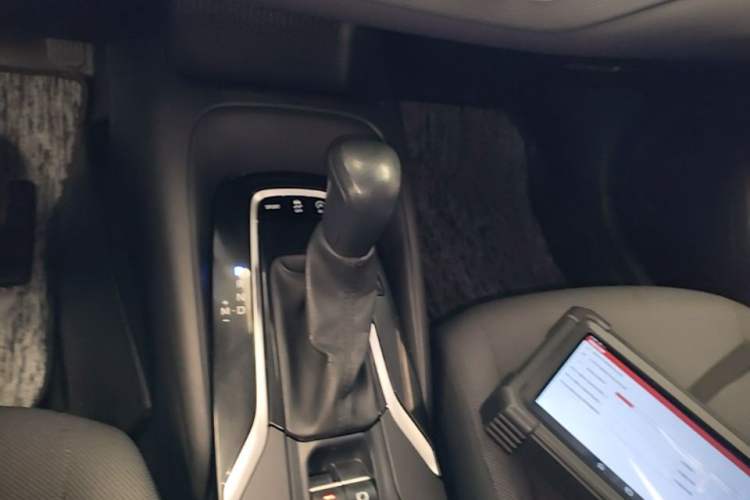 Used Toyota Corolla 2019 1.2T S-CVT GL Pioneer Edition Gear Lever