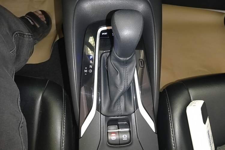 Used Toyota Corolla 2019 1.2T S-CVT GL-i Elite Edition Gear Lever