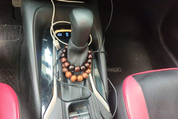 Used Toyota Corolla 2019 Dual-Engine 1.8L E-CVT GL-i Elite Edition Gear Lever