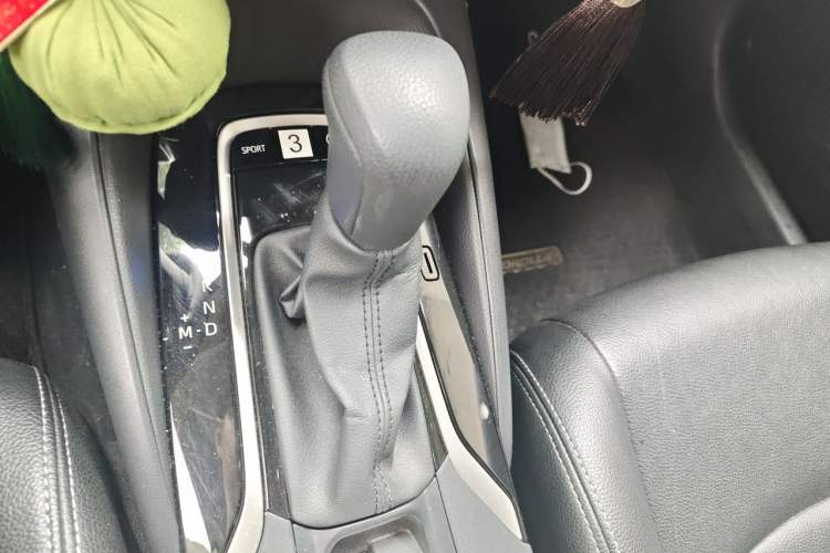 Used Toyota Corolla 2019 1.2T S-CVT GL-i Elite Edition Gear Lever