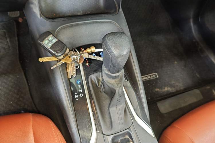 Used Toyota Corolla 2019 1.2T S-CVT GL-i Elite Edition Gear Lever